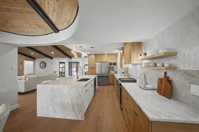 7115 Cosgrove Drive, Dallas, TX 75231 - Photo 12