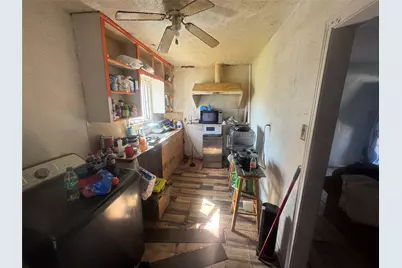 5933 Diaz Avenue, Fort Worth, TX 76107 - Photo 8