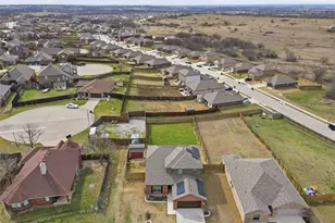 112 Saloon Cv E, Newark, TX 76071 - Photo 36