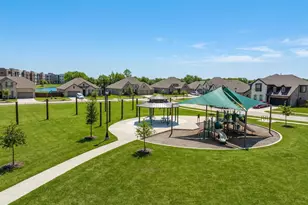 602 Dean Box Dr, Waxahachie, TX 75165 - Photo 4