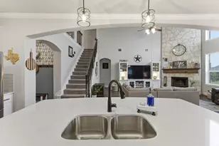 602 Dean Box Dr, Waxahachie, TX 75165 - Photo 14