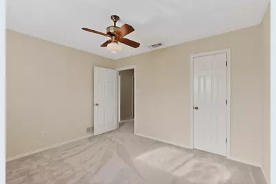 1424 Homestead Court, Irving, TX 75061 - Photo 34