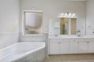 744 Patriot Ln, Irving, TX 75060 - Photo 18