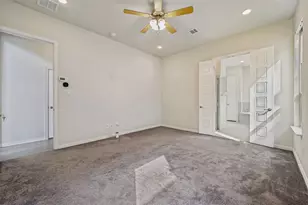 744 Patriot Ln, Irving, TX 75060 - Photo 14