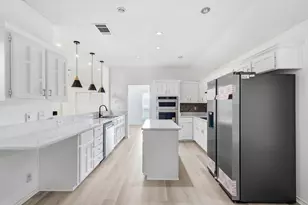 3107 Deer Hollow Dr, Mesquite, TX 75181 - Photo 4