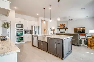 2729 Ben Thomas St, Burleson, TX 76028 - Photo 12