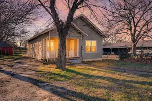 710 E Lamar St, Sherman, TX 75090 - Photo 2