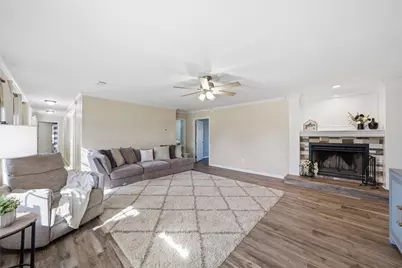 1211 Overlook Court, Whitney, TX 76692 - Photo 4