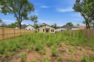 1111 Riverwood Rd, Dallas, TX 75217 - Photo 10