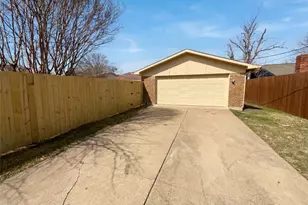 3070 Tres Logos Ln, Dallas, TX 75228 - Photo 6