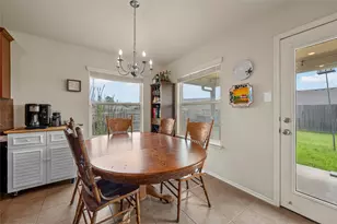 10204 Marigold Rd, Waco, TX 76708 - Photo 6