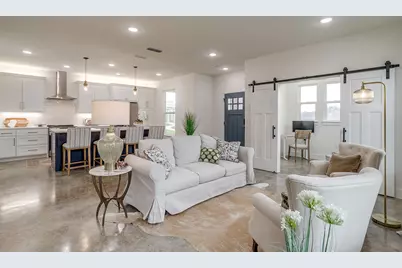 211 Cardinal Woods Court, Granbury, TX 76049 - Photo 6