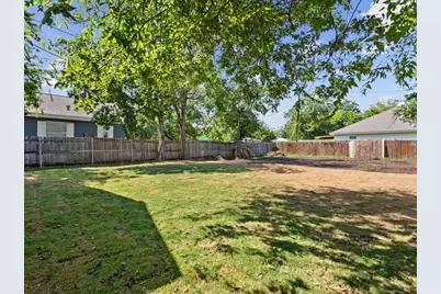 1901 S 16th Street #A, Waco, TX 76706 - Photo 22