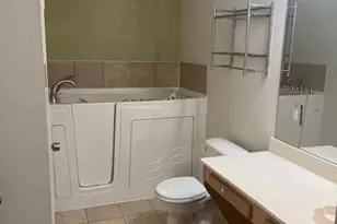 831 Parkside Dr, Cedar Hill, TX 75104 - Photo 14