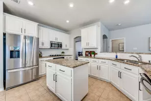 2477 Dove Creek Dr, Little Elm, TX 75068 - Photo 10