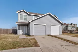 4502 Alamosa St, Fort Worth, TX 76119 - Photo 2