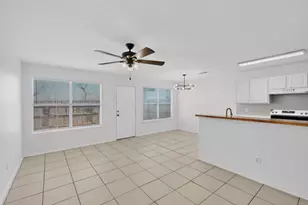 4502 Alamosa St, Fort Worth, TX 76119 - Photo 6