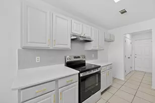 4502 Alamosa St, Fort Worth, TX 76119 - Photo 12