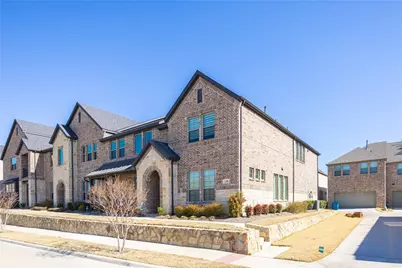 208 Spring Hill Road, Flower Mound, TX 75028 - Photo 2