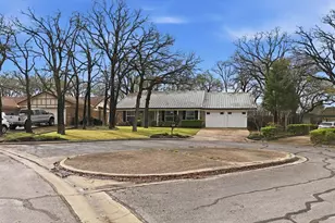 2316 S Pleasant Forest St, Arlington, TX 76015 - Photo 32