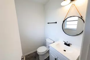 8541 Strathmore Dr, Dallas, TX 75238 - Photo 10