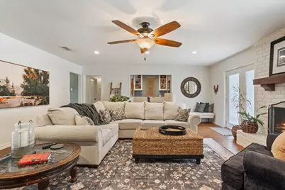 1033 Wedgewood Drive, Woodway, TX 76712 - Photo 10