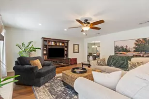 1033 Wedgewood Dr, Woodway, TX 76712 - Photo 6