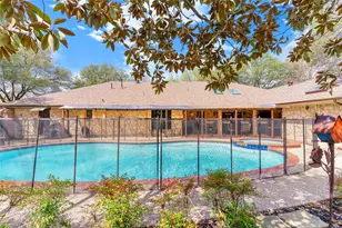 1503 W Westhill Dr, Cleburne, TX 76033 - Photo 28