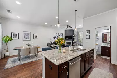 5875 Ross Avenue #9, Dallas, TX 75206 - Photo 4