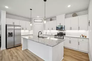 1877 Lakemont Dr, Van Alstyne, TX 75495 - Photo 8