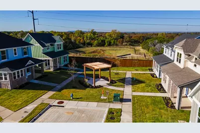 300 Red Bird Ridge, Granbury, TX 76049 - Photo 12