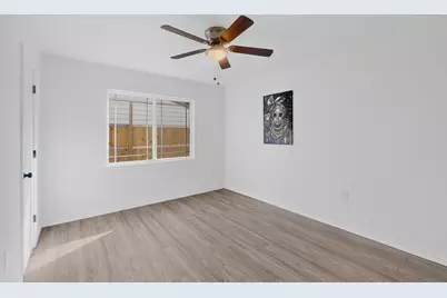 4540 Western Oaks Drive, Dallas, TX 75211 - Photo 10