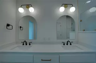 302 Red Bird Ridge, Granbury, TX 76049 - Photo 10