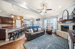 105 Timberline Dr, Waxahachie, TX 75167 - Photo 10