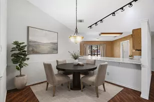 1004 Ledgemont Dr, Plano, TX 75025 - Photo 6