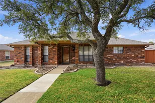 1004 Ledgemont Dr, Plano, TX 75025 - Photo 2