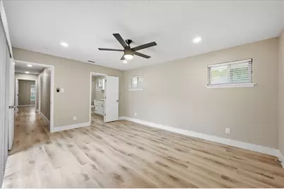 1200 Woodridge Circle, Euless, TX 76040 - Photo 32