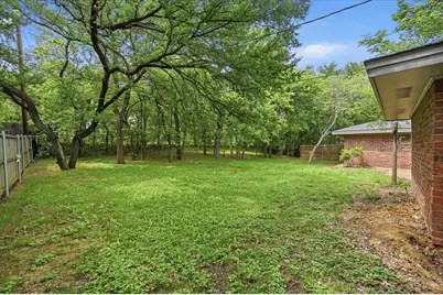 1200 Woodridge Circle, Euless, TX 76040 - Photo 36