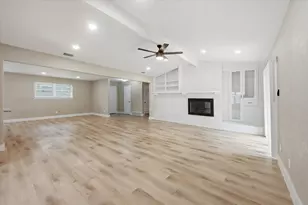 1200 Woodridge Cir, Euless, TX 76040 - Photo 8