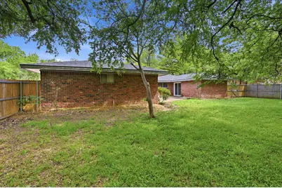 1200 Woodridge Circle, Euless, TX 76040 - Photo 38