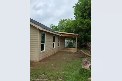 202 Strong Street, Bowie, TX 76230 - Photo 6