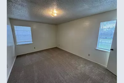 5604 Macgregor Drive, Haltom City, TX 76148 - Photo 12