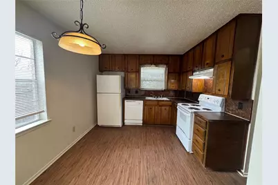 5604 Macgregor Drive, Haltom City, TX 76148 - Photo 6
