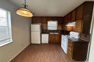 5604 Macgregor Dr, Haltom City, TX 76148 - Photo 6