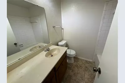 5604 Macgregor Drive, Haltom City, TX 76148 - Photo 12