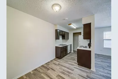 209 S Beverly Street #D, Crowley, TX 76036 - Photo 6