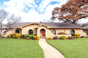 2405 Perryland Dr, Arlington, TX 76013 - Photo 1