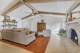 9512 Fallbrook Dr, Dallas, TX 75243 - Photo 4