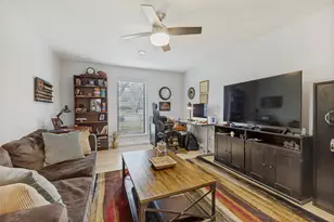 9512 Fallbrook Dr, Dallas, TX 75243 - Photo 8