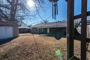 12118 Brisbane Ave, Farmers Branch, TX 75234 - Photo 26